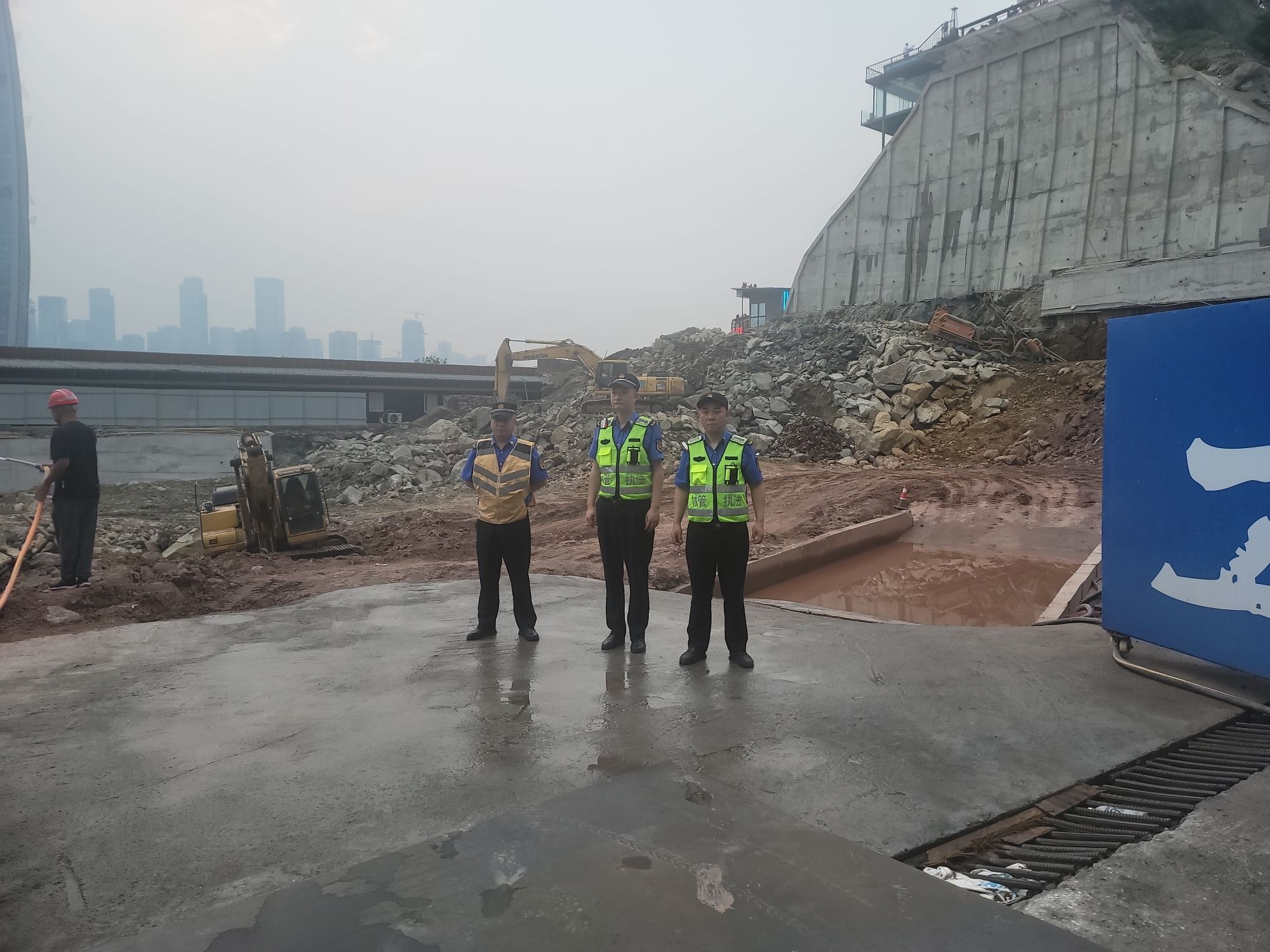 南岸区城市管理局多管齐下加强大气污染防治,守护城市蓝天-重庆市南岸区人民政府网