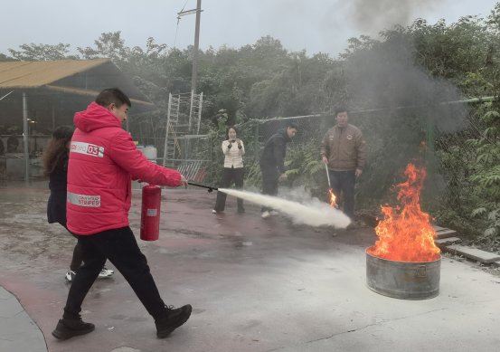筑牢安全防线护航供销平安区供销社开展消防安全应急演练-重庆市南岸区人民政府网