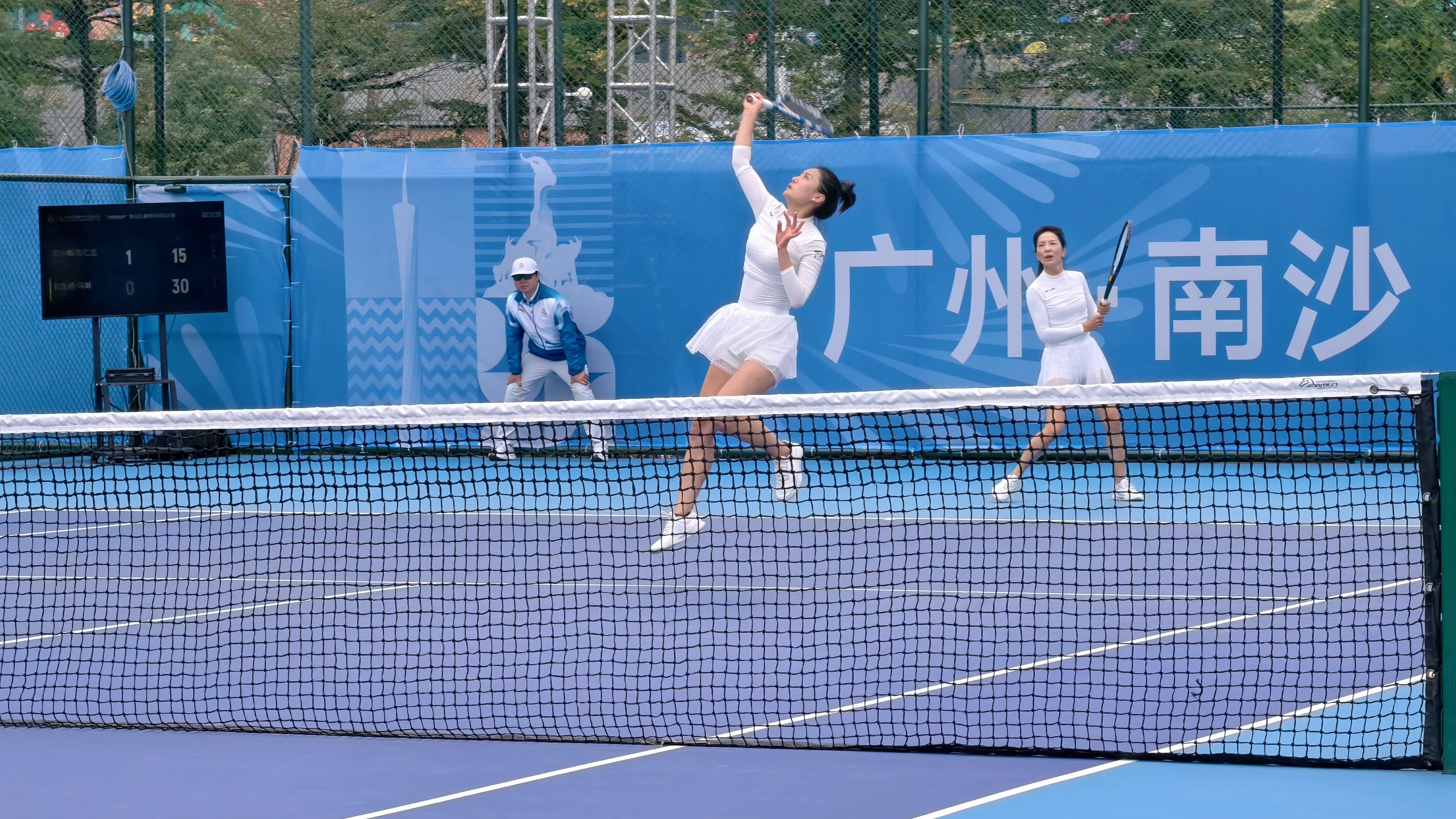 南岸“姐妹花”为我市夺得全运会群众比赛网球项目女双铜牌-重庆市南岸区人民政府网