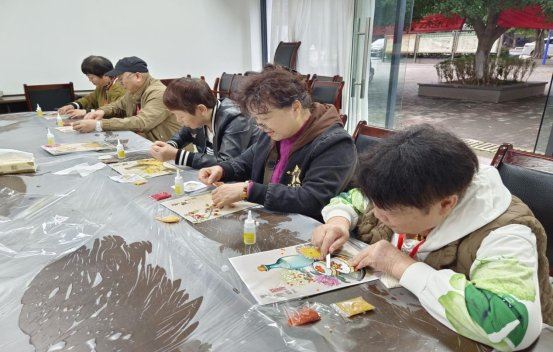 网络中国节·重阳|鸡冠石镇：重阳暖意满社区文化传承与关怀同行​-重庆市南岸区人民政府网